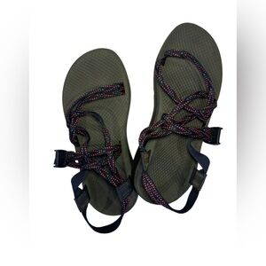 Chaco Z Cloud Adjustable Hiking Sandals Size 8 Blue/Red Women’s